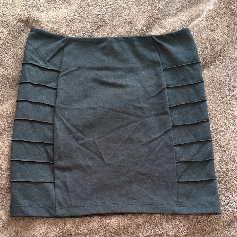 Classic Black Tiered Detail Mini Skirt